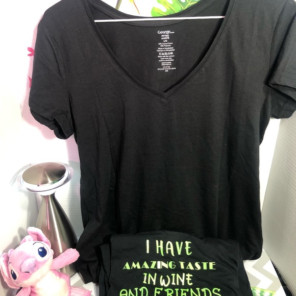 I have amazing taste in wine and friends!saying on the back of t-shirtMadeByMe - Picture 1 of 2